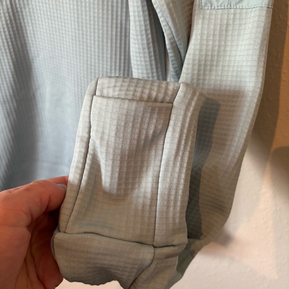 ASICS Grid Fleece Quarter Zip - Picture 7 of 8